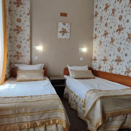 Hotel семеен 